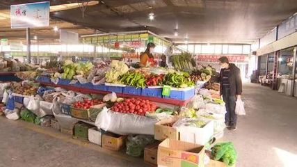 走訪銀川農貿市場見聞 蔬菜供應充足，防疫措施嚴密