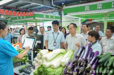 嚴(yán)朝君視察樂天城，強(qiáng)調(diào)保障蔬菜供應(yīng)與穩(wěn)定價(jià)格